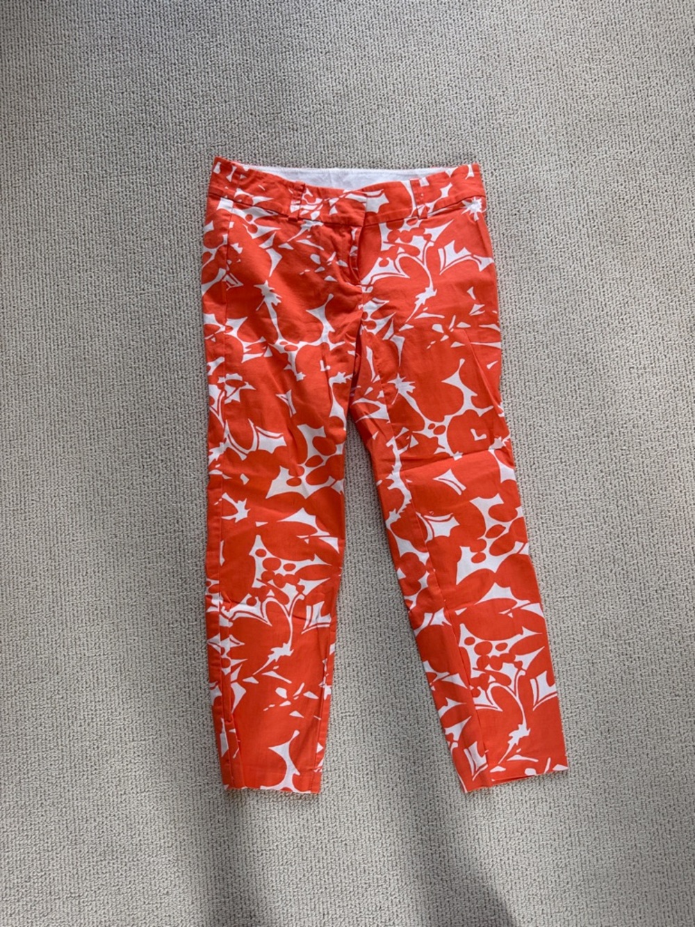 Ann Taylor Coral and White Floral Capri Trousers